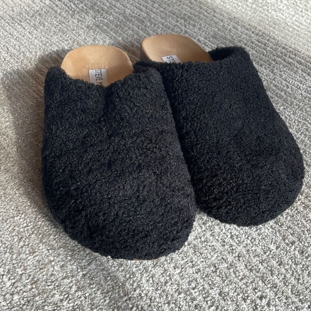 Steve Madden VESA clog size 6